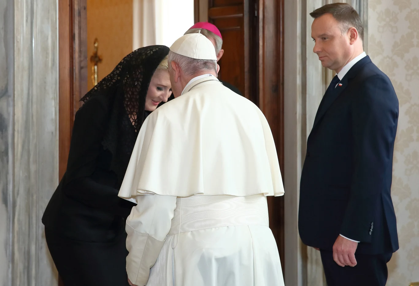 Agata i Andrzej Dudowie z papieżem Franciszkiem Agata i Andrzej Dudowie z papieżem Franciszkiem