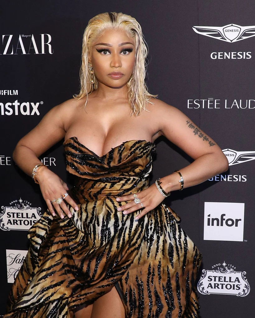 Nicki Minaj promuje "Queen" nowym klipem