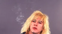 5 lutego amerykański multiinstrumentalista rockowy Duff McKagan obchodzi swoje 55. urodziny. Znany jest przede wszystkim jako basista grupy Guns N' Roses. Oprócz legendarnej rockowej grupy grał też w m.in. Velvet Revolver, Neurotic Outsiders czy własnej formacji Loaded.