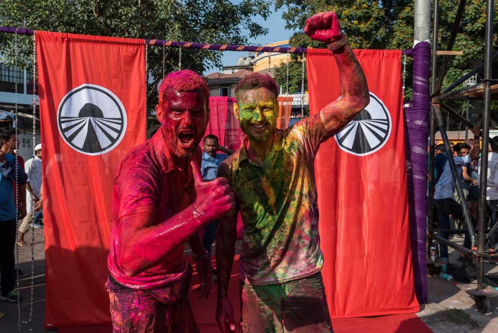 Antoni Pawlicki i Paweł Ławrynowicz wygrali drugą edycję programu "Azja Express" / TVN Antoni Pawlicki i Paweł Ławrynowicz wygrali drugą edycję programu "Azja Express" / TVN