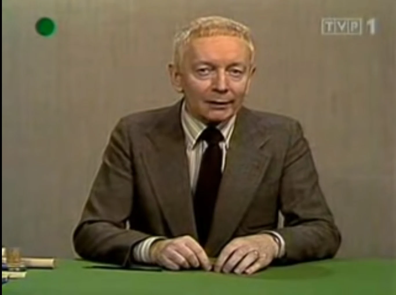 Adam Słodowy w programie "Zrób to sam" (Screen: youtube.com) Adam Słodowy w programie "Zrób to sam" (Screen: youtube.com)