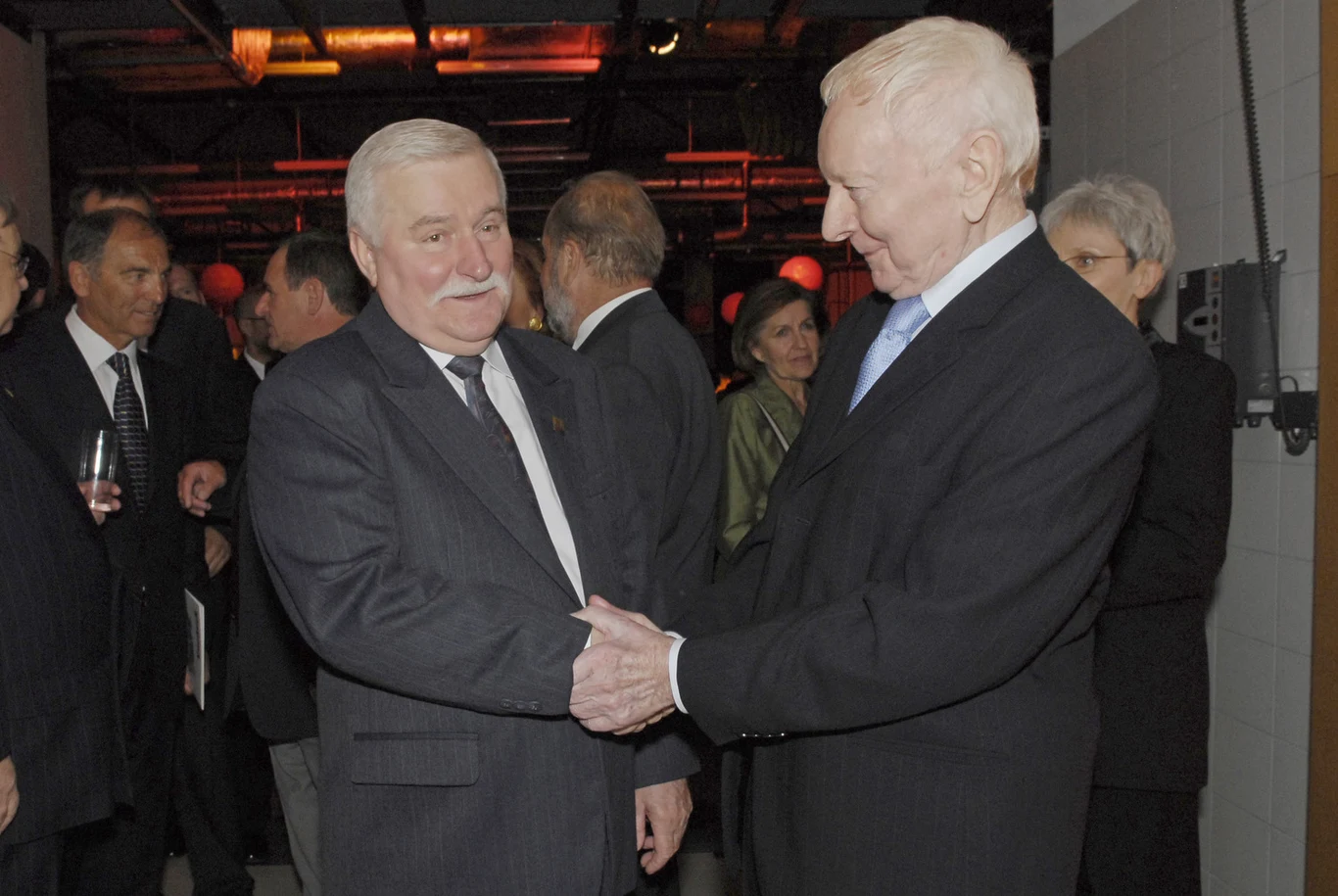 Adam Słodowy z Lechem Wałęsą Adam Słodowy z Lechem Wałęsą