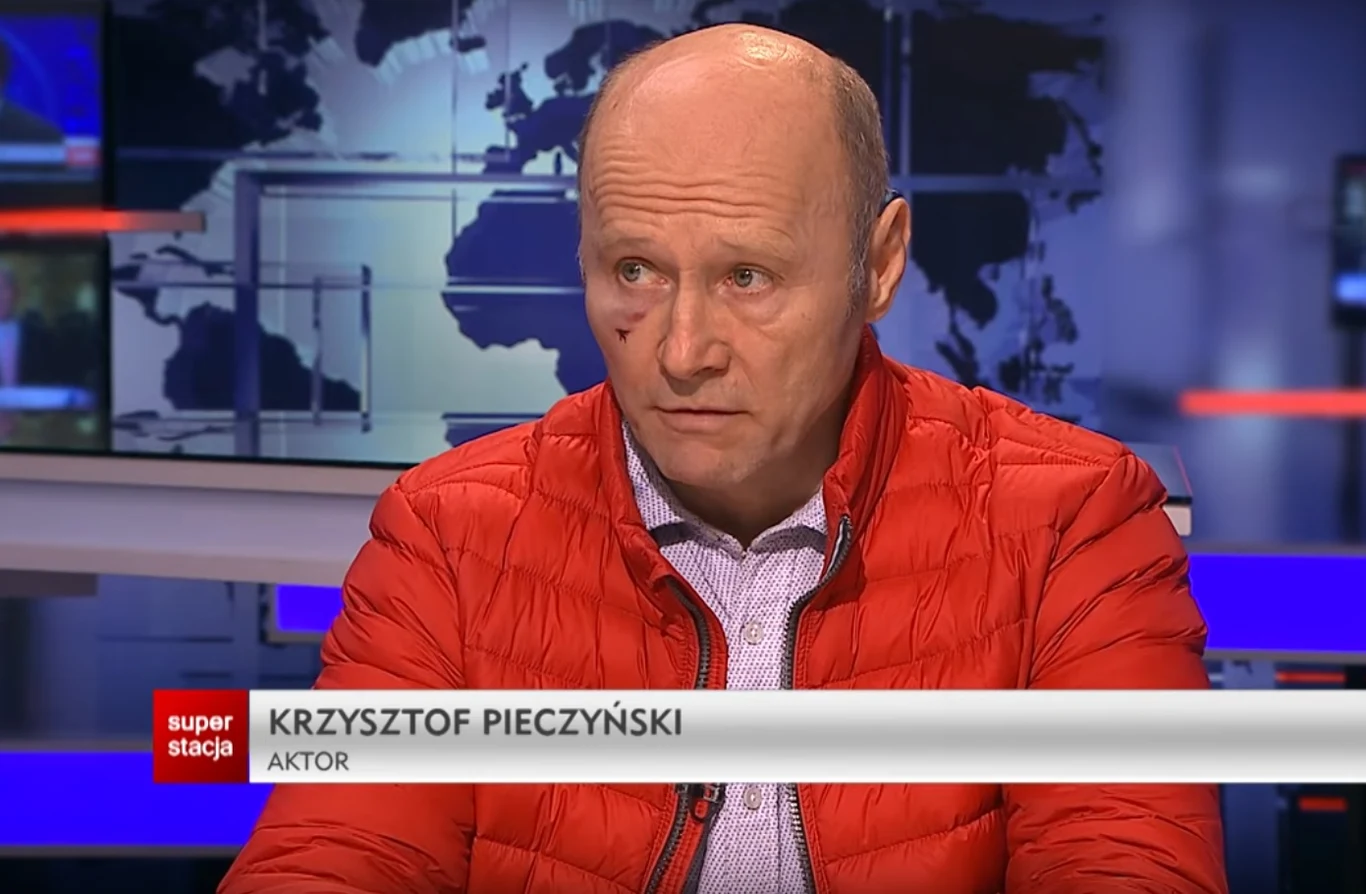 Krzysztof Pieczyński tuż po pobiciu był gościem Superstacji, fot. screen z programu Krzysztof Pieczyński tuż po pobiciu był gościem Superstacji, fot. screen z programu