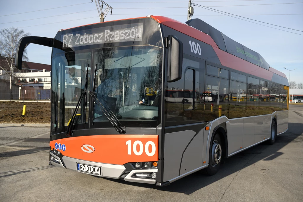 Rzeszów pozyskał pierwsze elektryczne autobusy