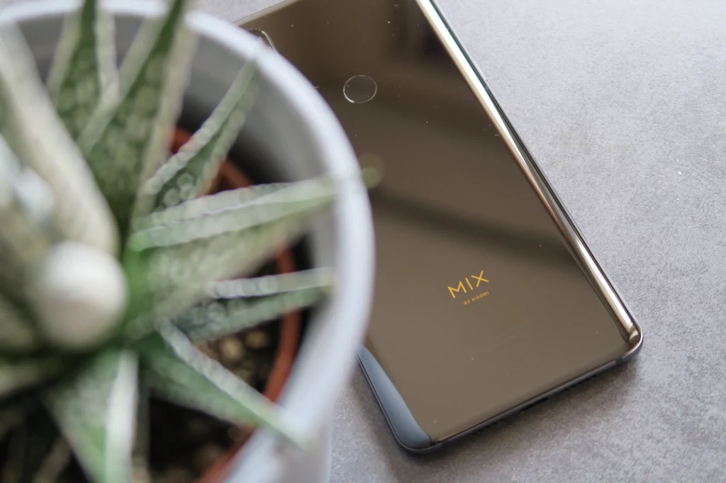 Xiaomi Mi Mix 3