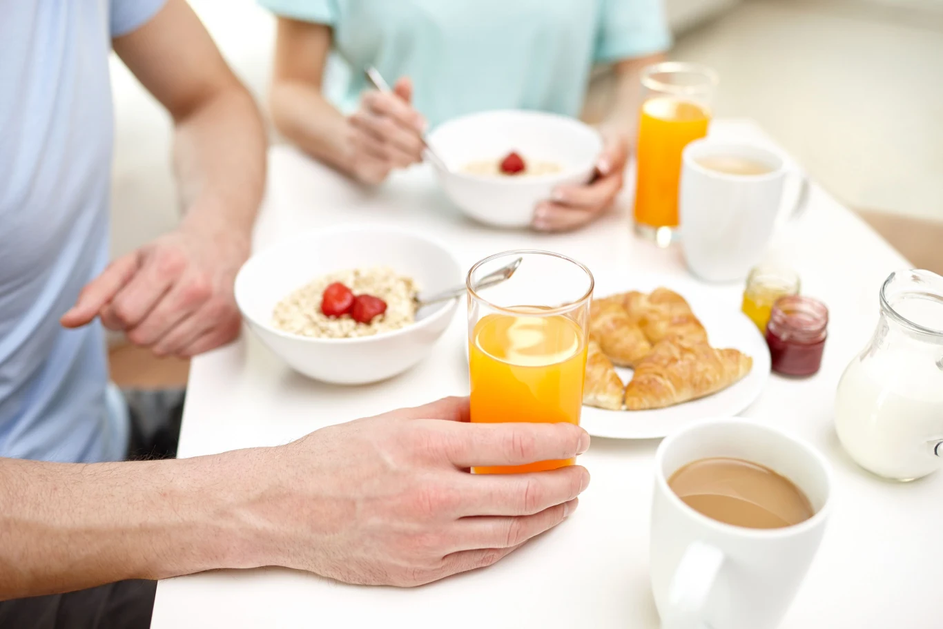 Pomarańcze i grejpfruty to dobry pomysł na drugie śniadanie Pomarańcze i grejpfruty to dobry pomysł na drugie śniadanie