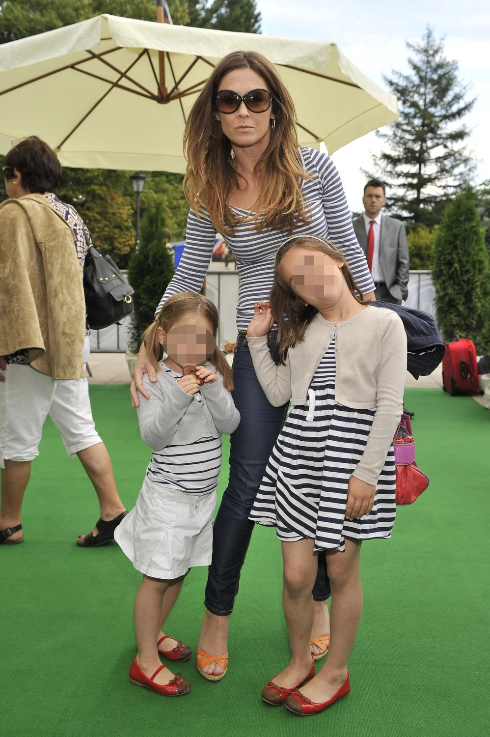 Dorota Naruszewicz z córkami Dorota Naruszewicz z córkami