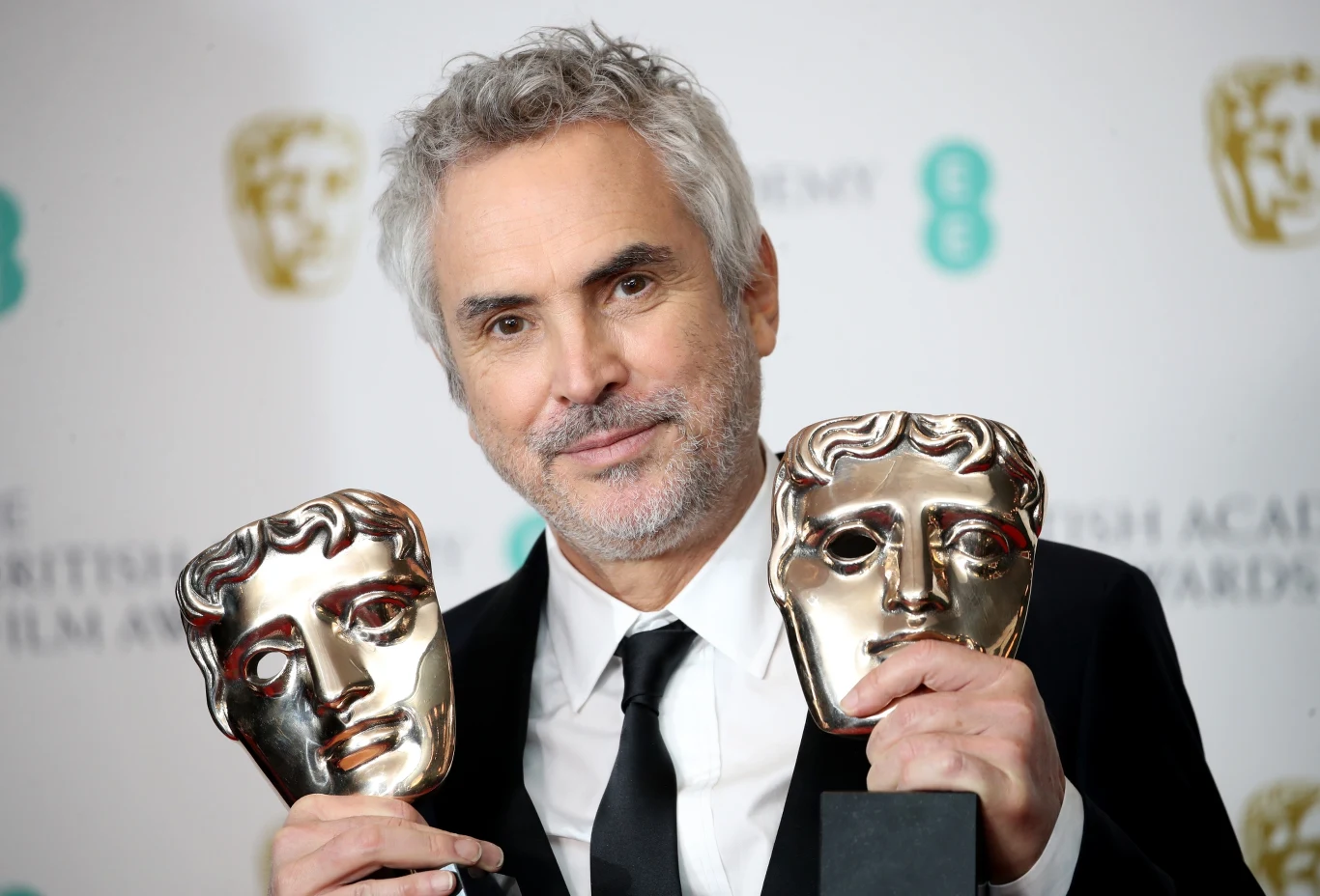 Alfonso Curaon otrzymał nagrody BAFTA w kategoriach: najlepszy film, film zagraniczny, reżyseria oraz zdjęcia! Alfonso Curaon otrzymał nagrody BAFTA w kategoriach: najlepszy film, film zagraniczny, reżyseria oraz zdjęcia!