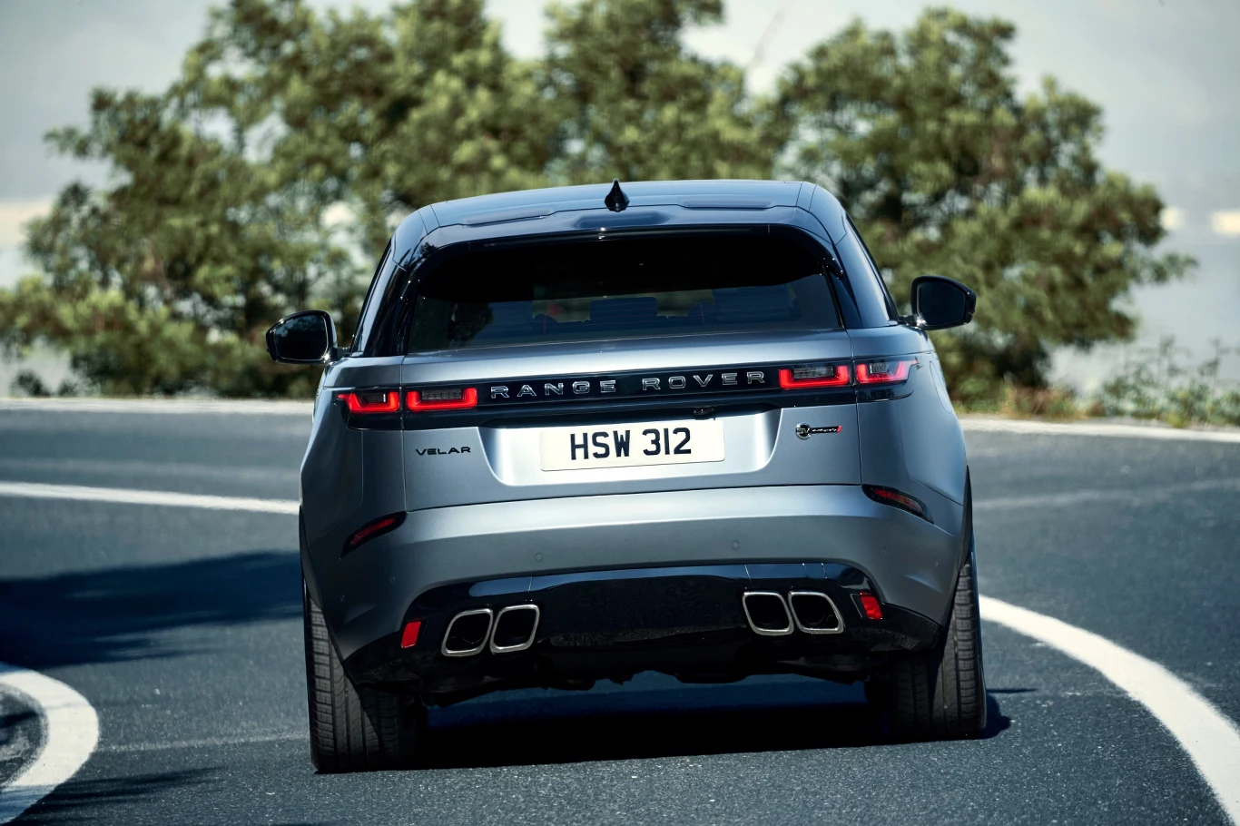 Range Rover Velar SVAutobiography Dynamic Edition Range Rover Velar SVAutobiography Dynamic Edition