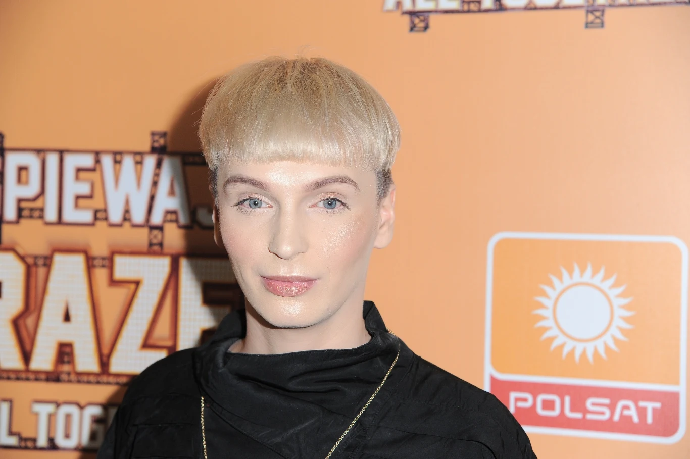 Madox zaprezentował nową fryzurę
