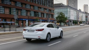 Mazda 6. Na przekór motoryzacyjnym trendom