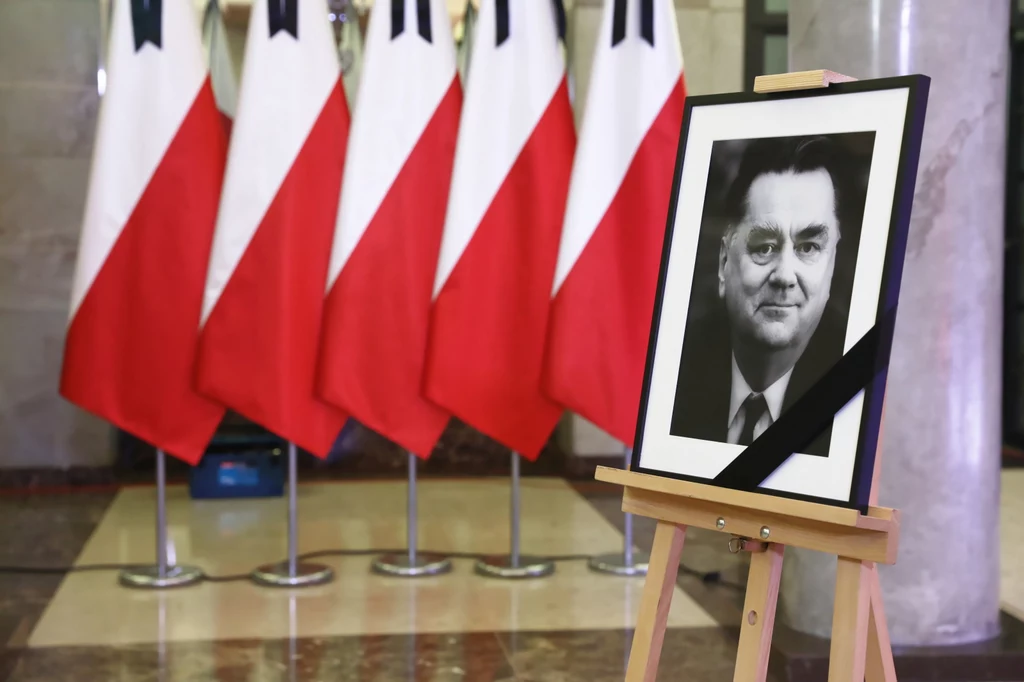 Zdjęcie Jana Olszewskiego w KPRM Zdjęcie Jana Olszewskiego w KPRM