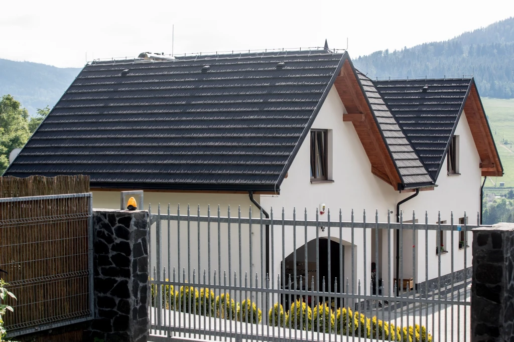 Dom Justyny Żyły z zewnątrz Dom Justyny Żyły z zewnątrz