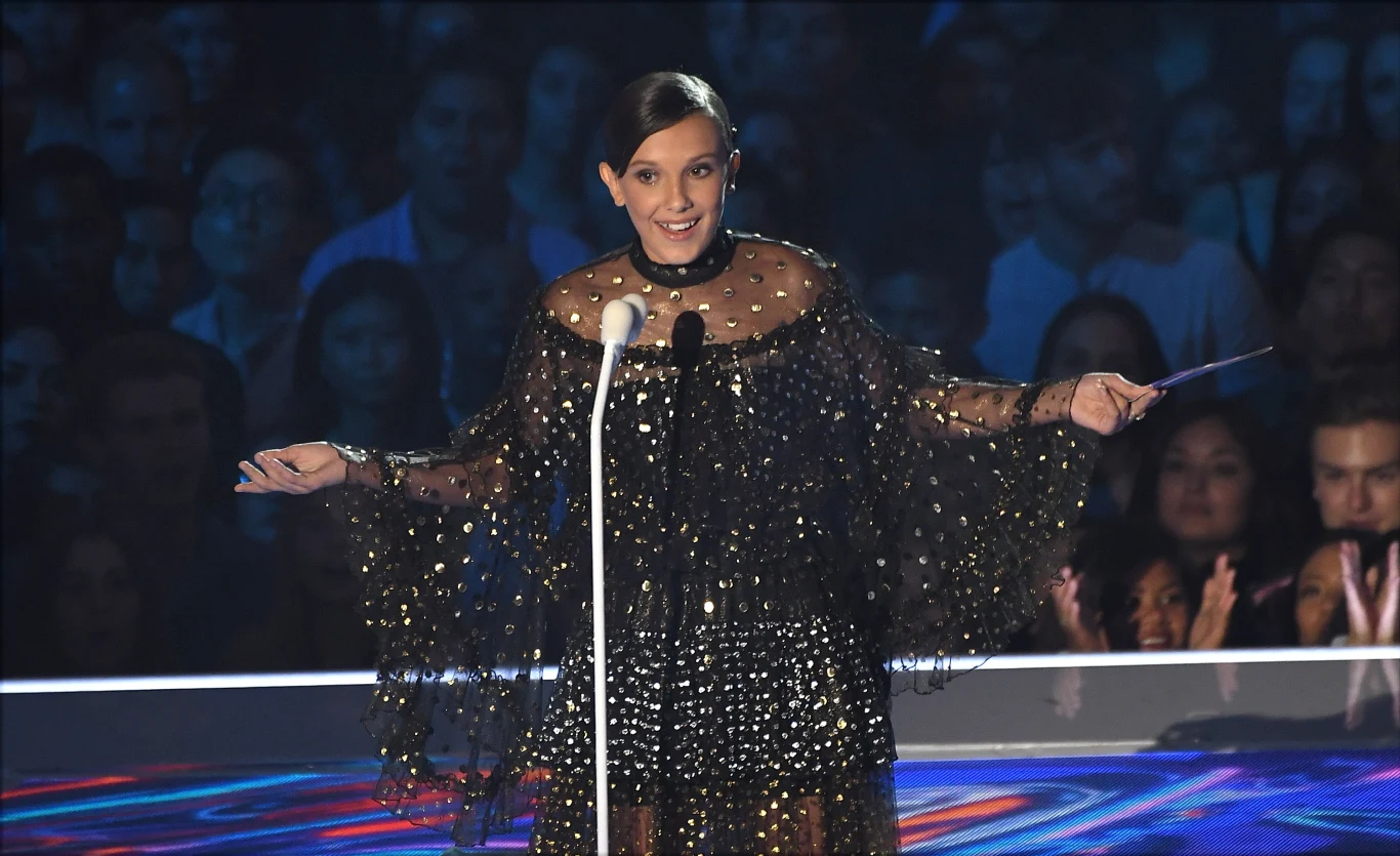 Millie Bobby Brown podczas MTV Video Music Awards 2017