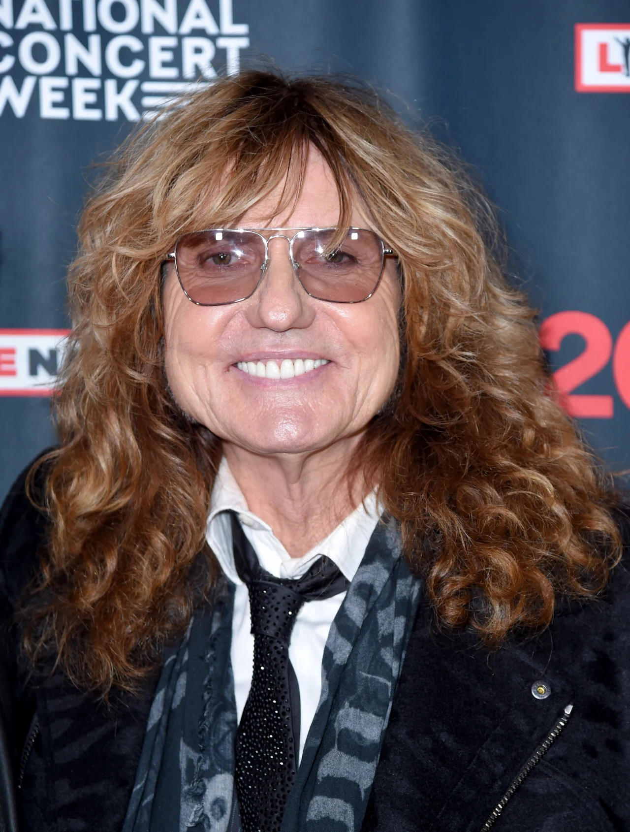 Na czele Whitesnake stoi David Coverdale