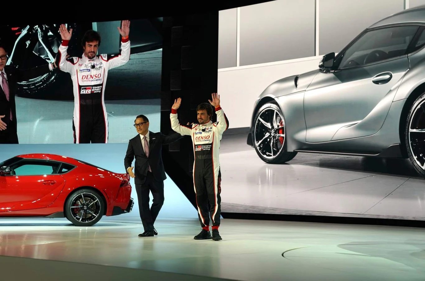 Fernando Alonso i Toyota Supra Super GT