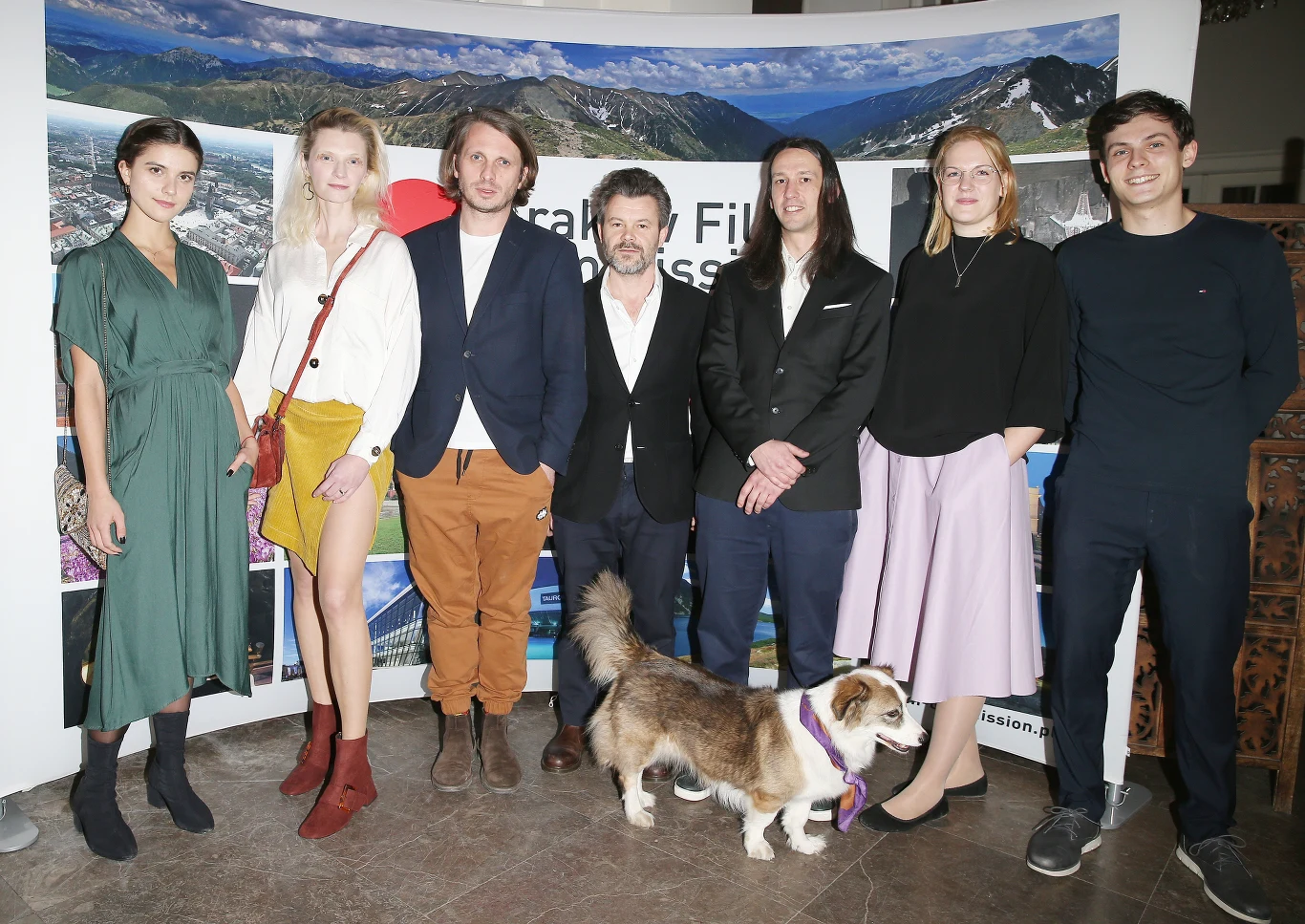 Ekipa "Córki trenera" podczas krakowskiej premiery filmu Ekipa "Córki trenera" podczas krakowskiej premiery filmu