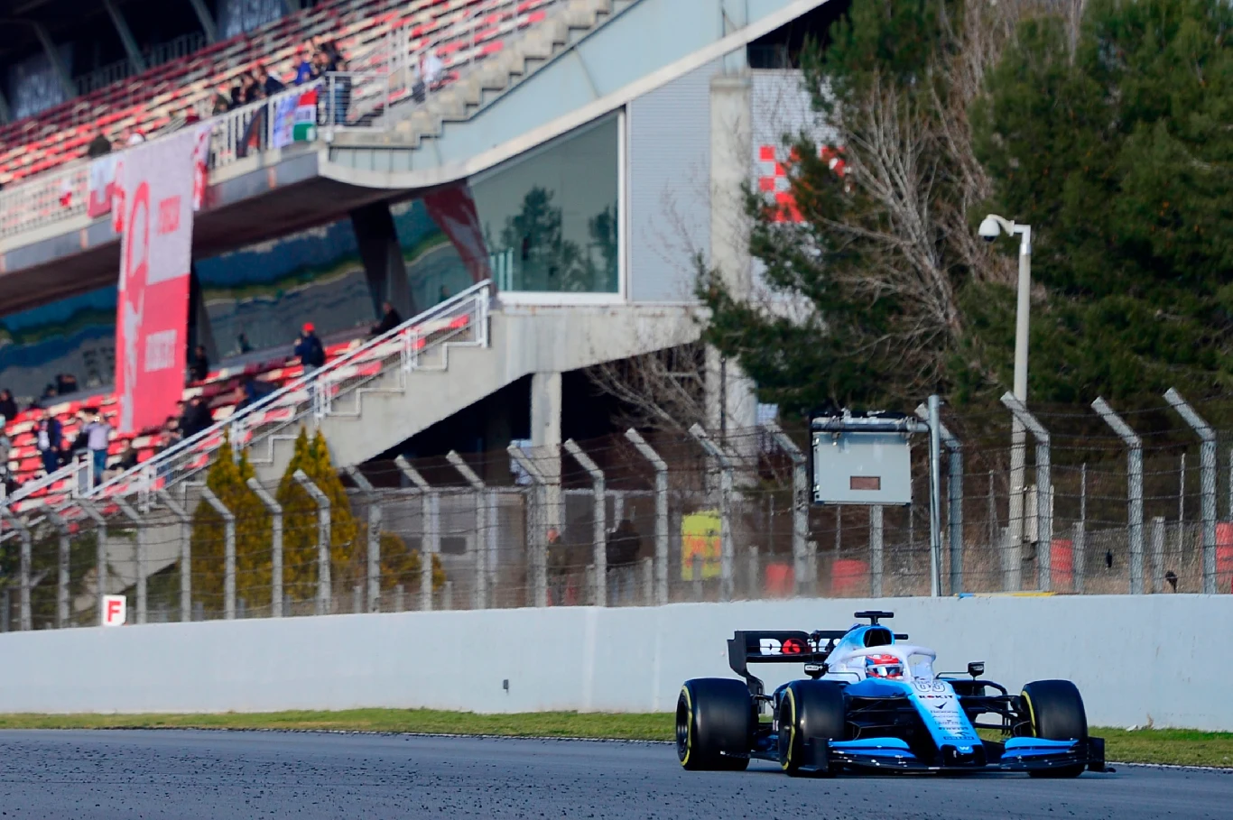George Russell na torze Circiut de Catalunya