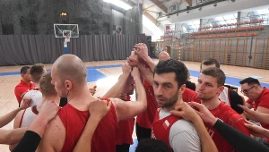 Polscy koszykarze na treningu przed decydującymi meczami