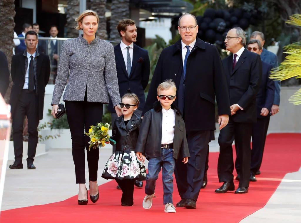 Książęta Gabriella and Jacques, fot. ERIC GAILLARD/AFP Książęta Gabriella and Jacques, fot. ERIC GAILLARD/AFP