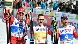 Od lewej: Aleksander Bołszunow, Sjur Roethe i Martin Johnsrud Sundby
