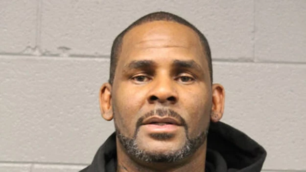 R. Kelly oddał się w ręce policji