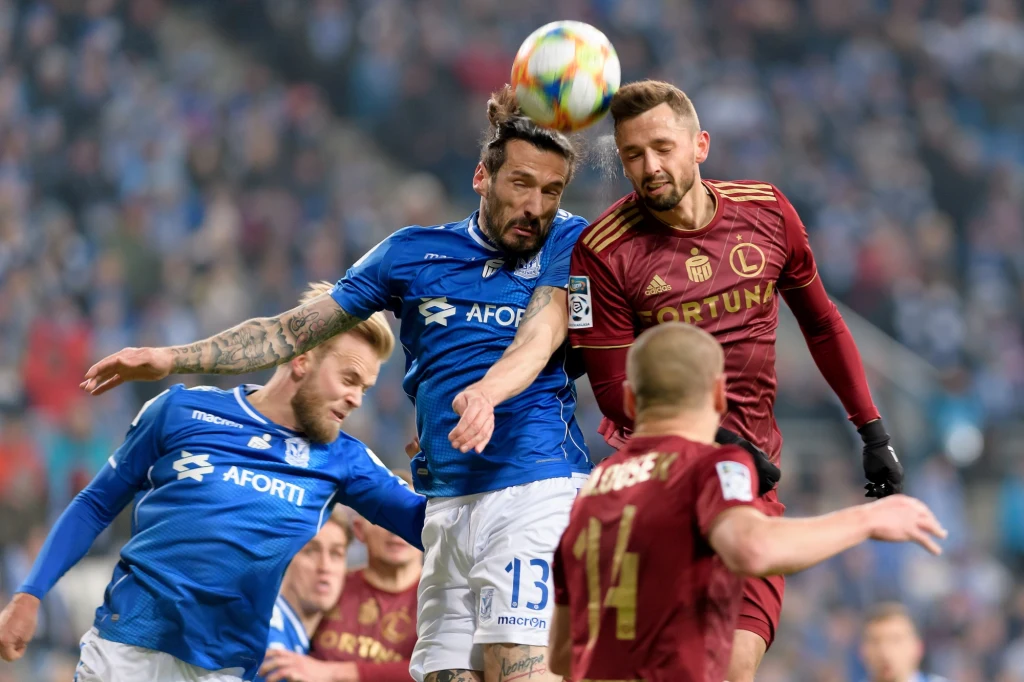 Lech pokonał Legię 2-0