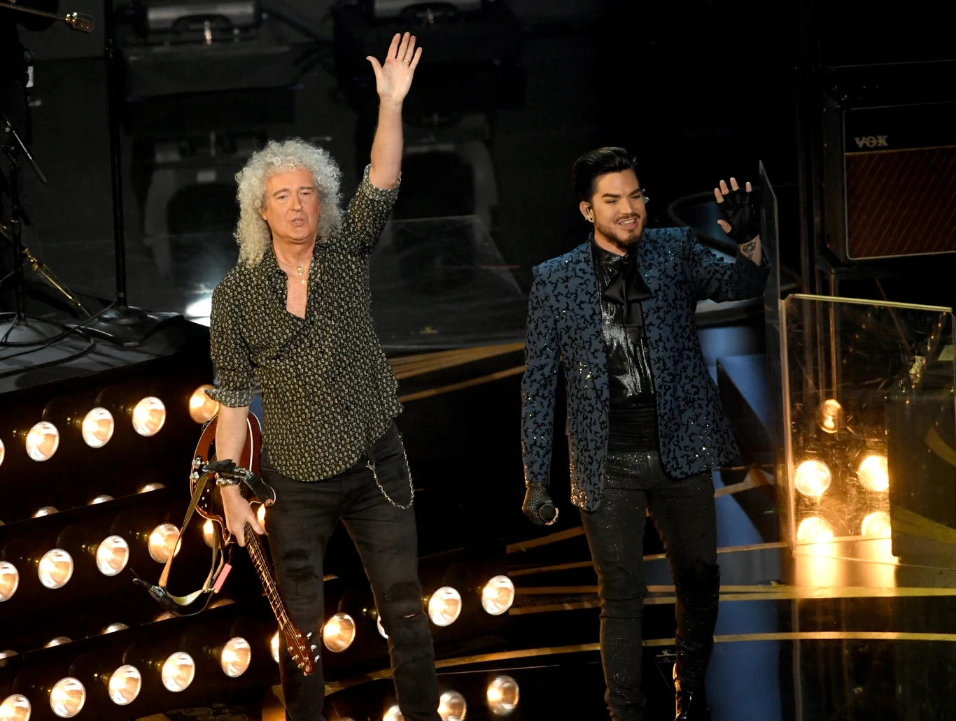 Queen + Adam Lambert wykonali przeboje "We Will Rock You" i "We Are the Champions"