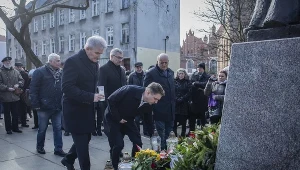 Piotr Duda składa hołd ks. Jankowskiemu