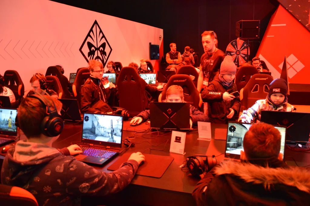 Innych stoisk w MCK nie zabraknie. Innych stoisk w MCK nie zabraknie.