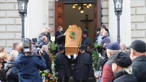 Pogrzeb Cezarego Mocka, uczestnika "Sanatorium miłości"