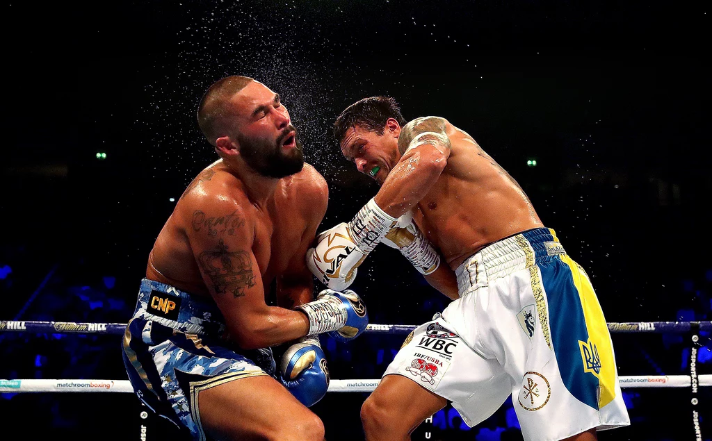 Ołeksandr Usyk (z prawej) Ołeksandr Usyk (z prawej)