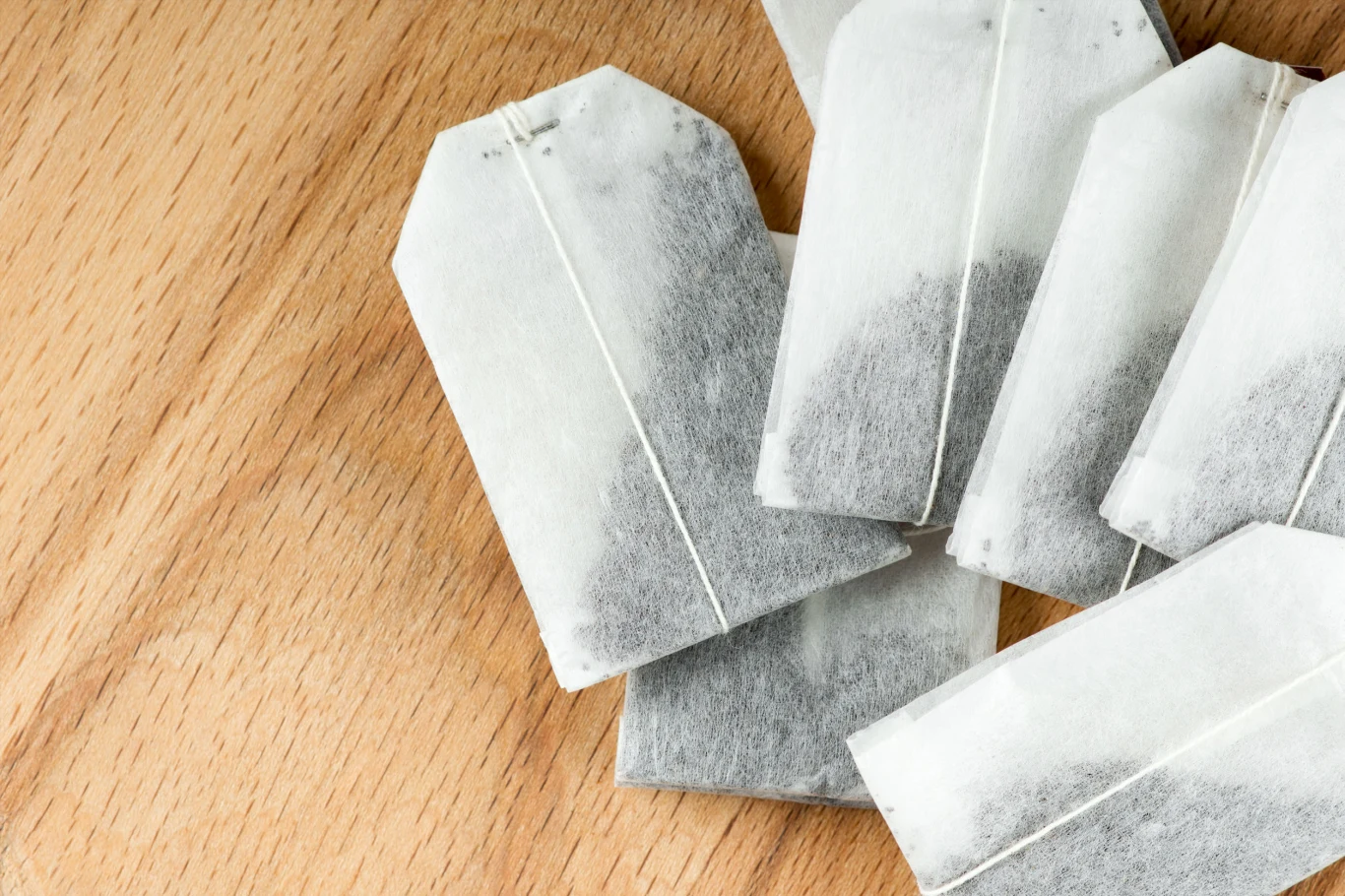 Torebki herbaty wchłoną nadmierną wilgoć Torebki herbaty wchłoną nadmierną wilgoć