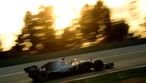 Lewis Hamilton podczas testów w Barcelonie