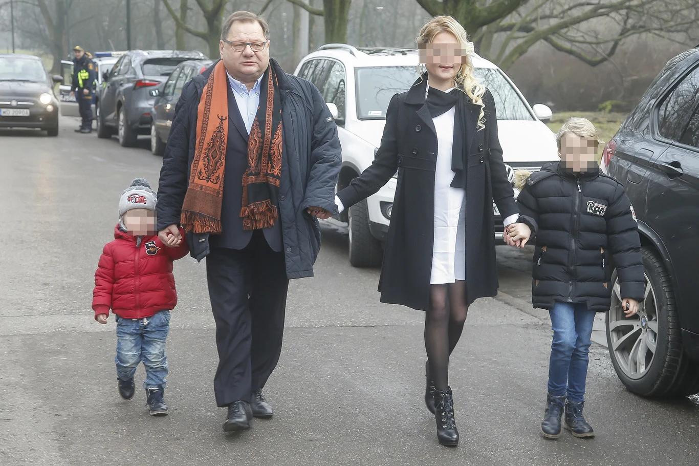 Ryszard Kalisz z żoną i dziećmi