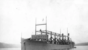 USS "Cyclops" na rzece Hundson w 1911 roku