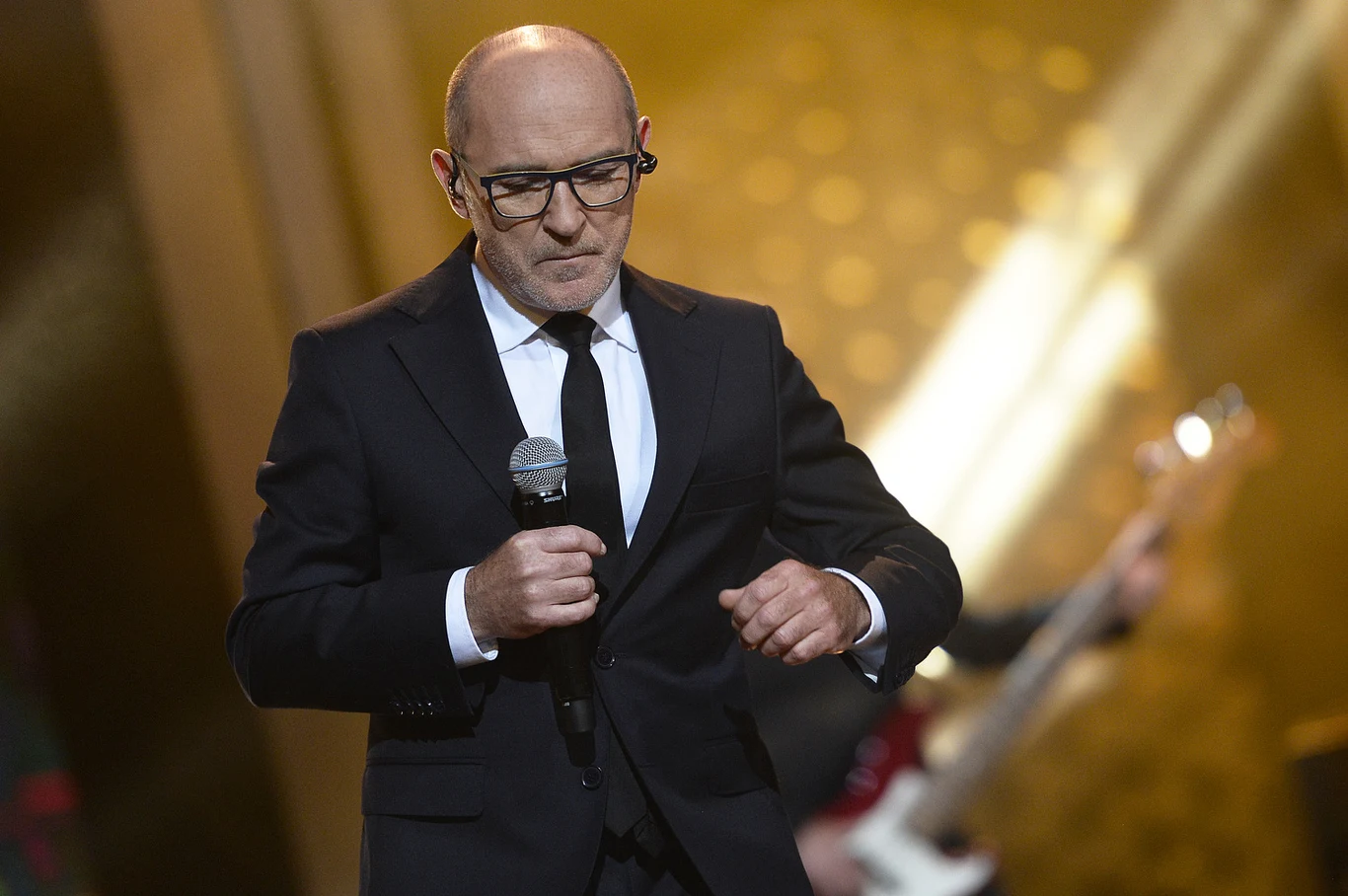 Ostatnią studyjną płytą z całkowicie premierowym materiałem De Mono jest "No Stress" z września 2010 r. Później grupa wypuściła jeszcze "Spiekotę" (2012) z polskimi przebojami w reggae'owych aranżacjach, koncertowy album "Symfonicznie" (2014) oraz składankę z okazji 30-lecia "XXX" (2017). Ostatnią studyjną płytą z całkowicie premierowym materiałem De Mono jest "No Stress" z września 2010 r. Później grupa wypuściła jeszcze "Spiekotę" (2012) z polskimi przebojami w reggae'owych aranżacjach, koncertowy album "Symfonicznie" (2014) oraz składankę z okazji 30-lecia "XXX" (2017).