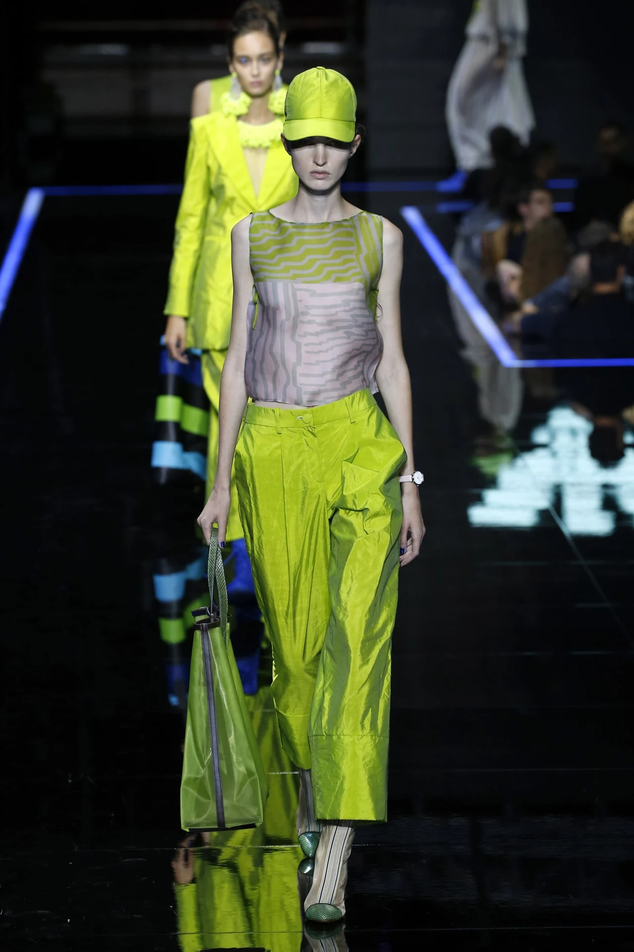 Pokaz kolekcji na sezon wiosna-lato 2019 Emporio Armani Pokaz kolekcji na sezon wiosna-lato 2019 Emporio Armani