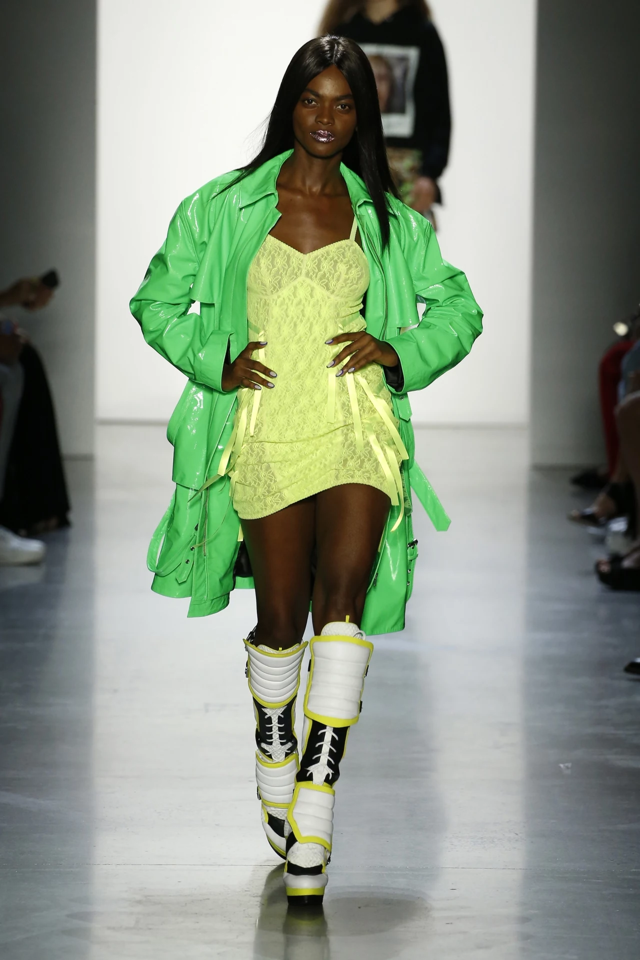 Pokaz kolekcji na sezon wiosna-lato 2019 Jeremy Scott Pokaz kolekcji na sezon wiosna-lato 2019 Jeremy Scott