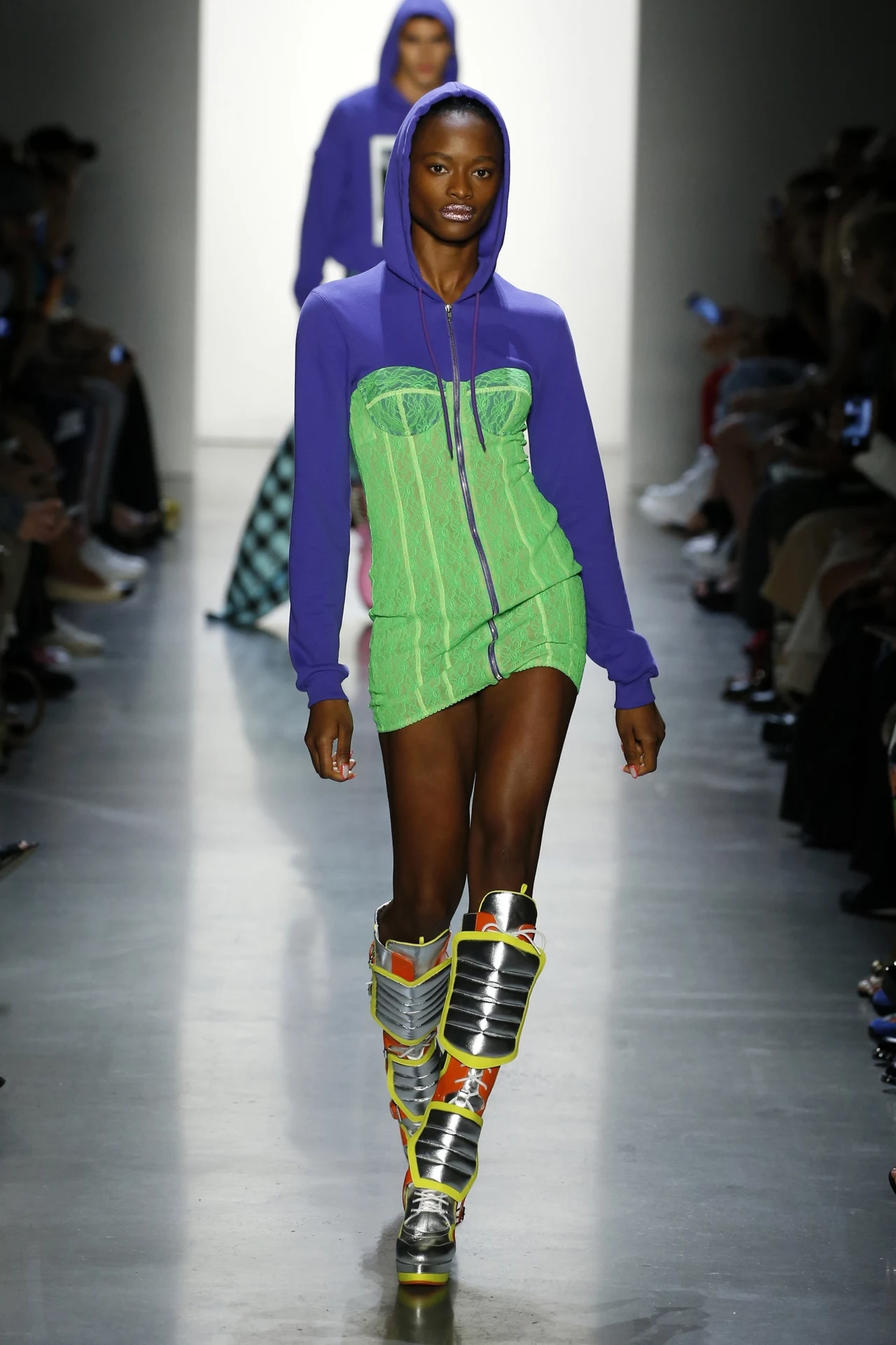 Pokaz kolekcji na sezon wiosna-lato 2019 Jeremy Scott Pokaz kolekcji na sezon wiosna-lato 2019 Jeremy Scott