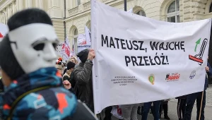 Protest pracowników prokuratury i sądów przeciwko niskim zarobkom całej kadry pomocniczej wymiaru sprawiedliwości 