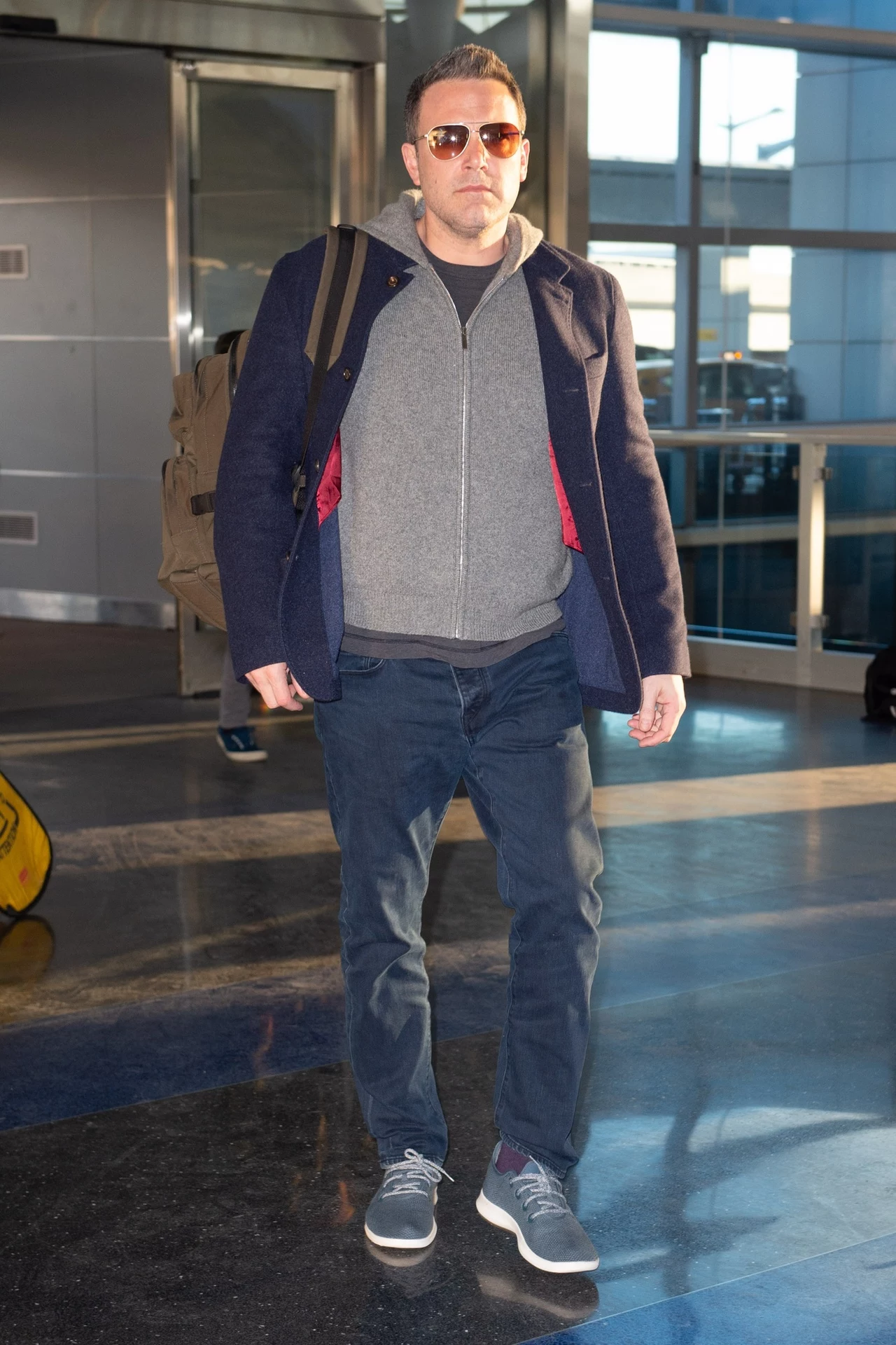 Ben Affleck na lotnisku JFK w Nowym Jorku, fot. SplashNews.com/East News