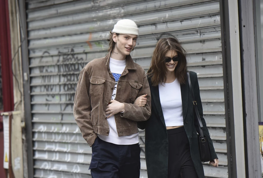 Kaia Gerber i Wellington Grant w Paryżu, fot. Eliot/Starface/STARFACE PHOTO /East News Kaia Gerber i Wellington Grant w Paryżu, fot. Eliot/Starface/STARFACE PHOTO /East News