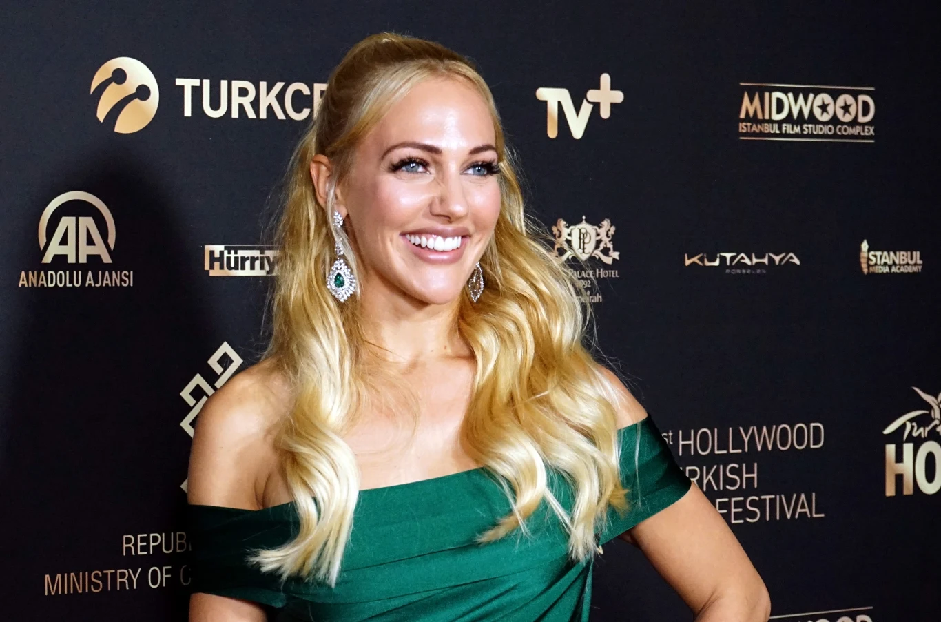 Meryem Uzerli
