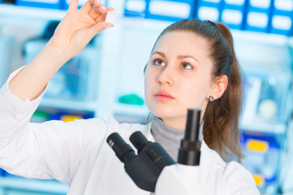 Bezpłatna cytologie może wykonać każdy ginekolog, który ma podpisany kontrakt z NFZ. W przypadku patologii komórek nabłonkowych wykonuje się kolposkopię. Bezpłatna cytologie może wykonać każdy ginekolog, który ma podpisany kontrakt z NFZ. W przypadku patologii komórek nabłonkowych wykonuje się kolposkopię.