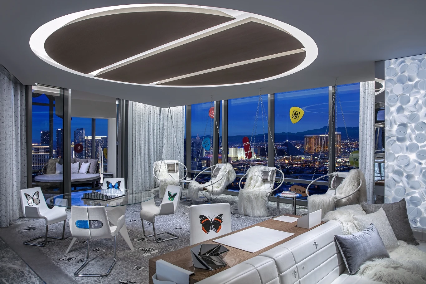 Empathy Suite w Palms Casino Resort, Las Vegas