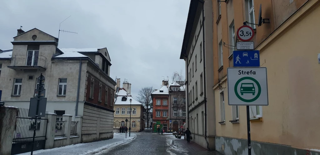 SCT. Samochody zniknęły, ludzie... również