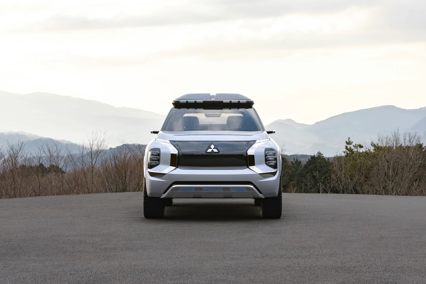 Mitsubishi Engelberg Tourer