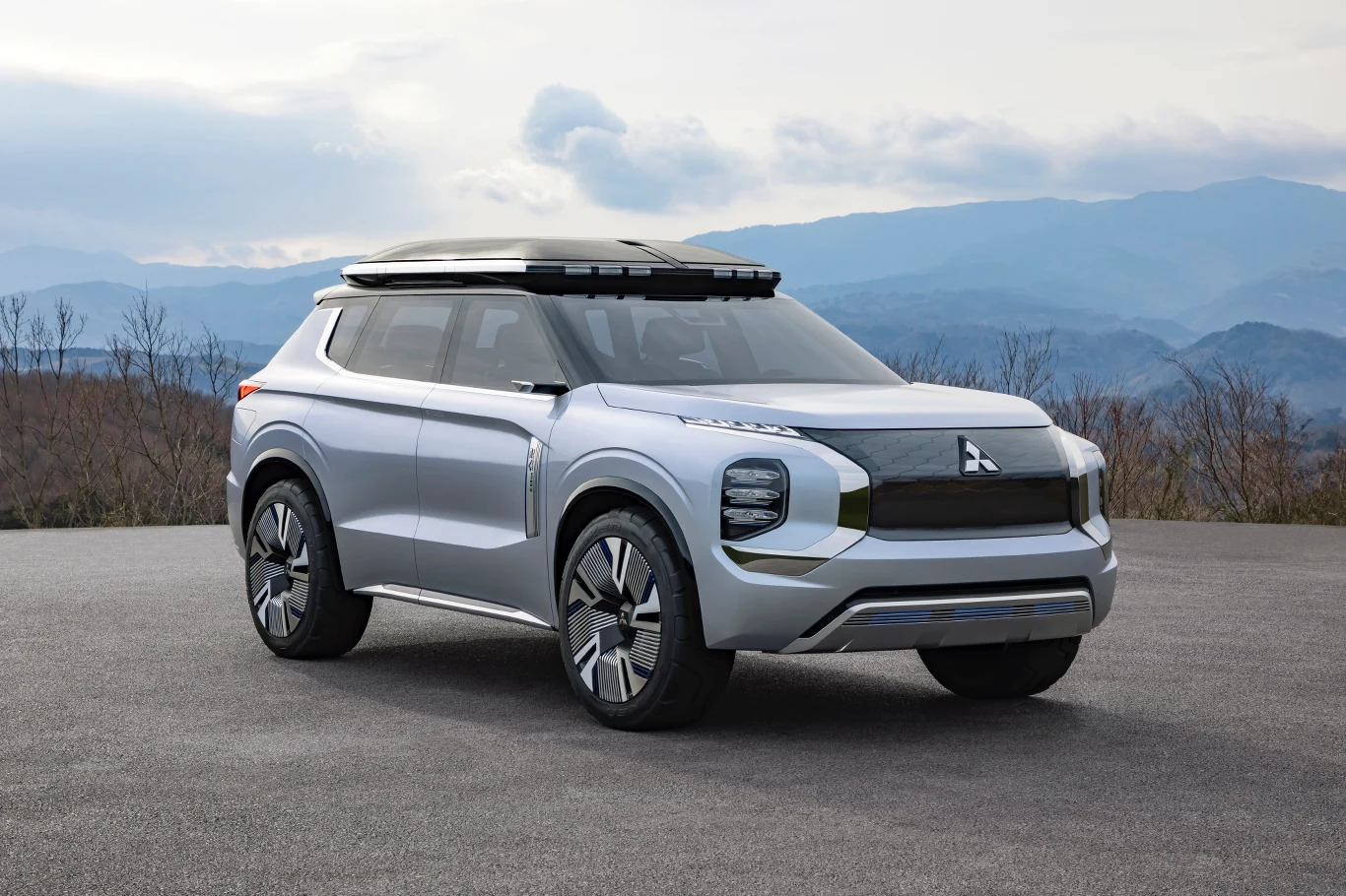 Mitsubishi Engelberg Tourer