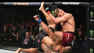 Jan Błachowicz w walce z Thiago Santosem